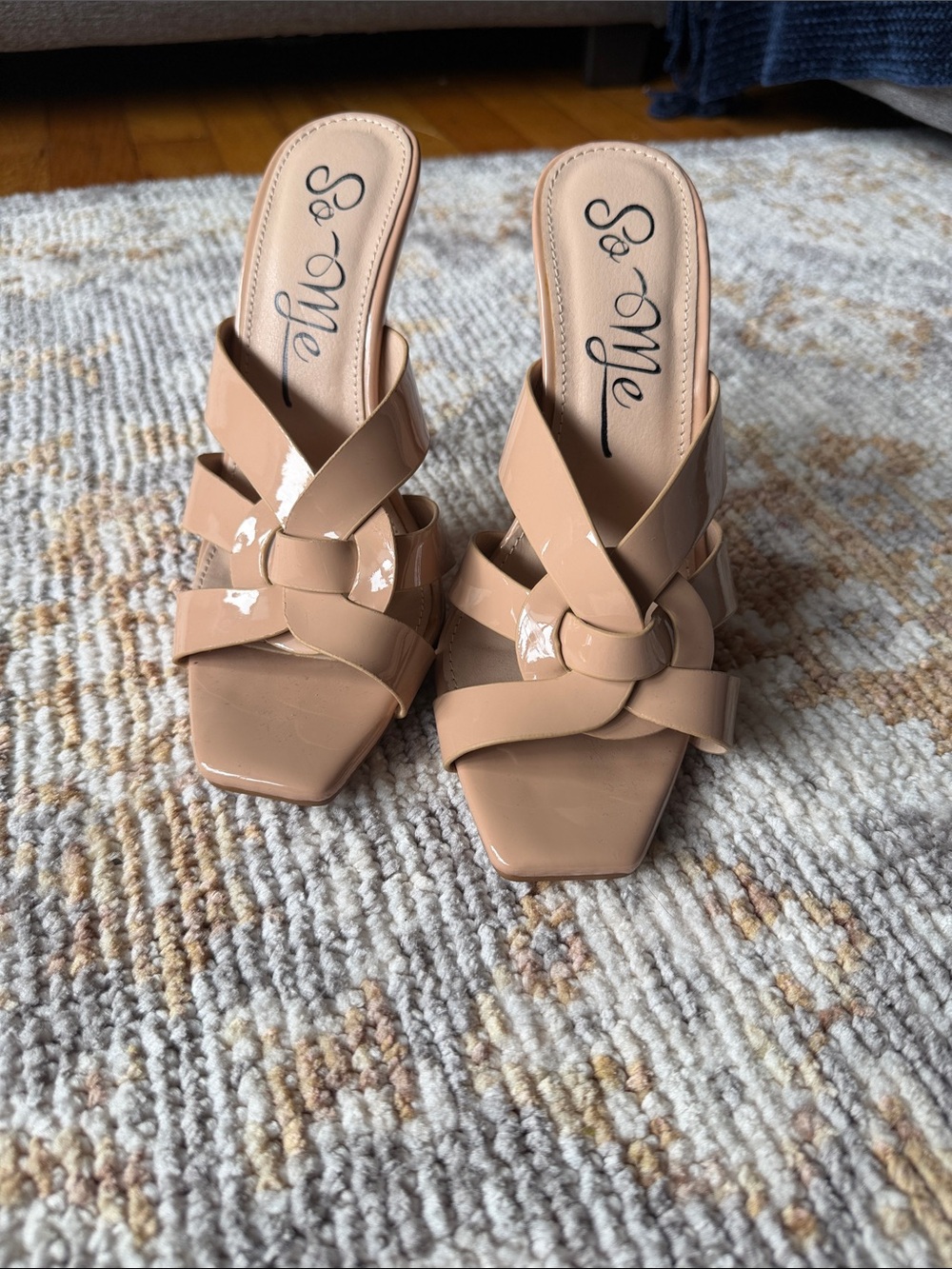 So Me Nude Patent Knot Mules